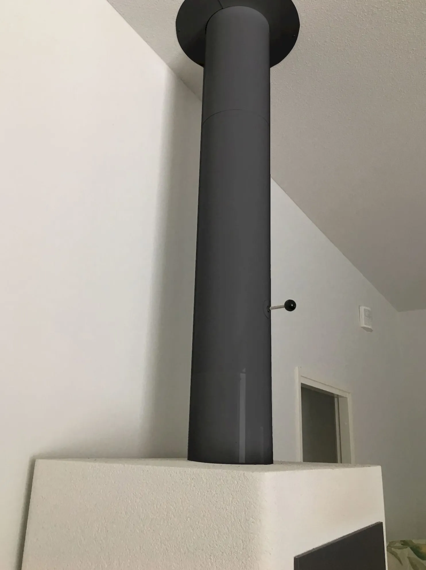 Eristetty hormin jatko-osa Jeremias Vision 150Ø/1000 mm musta