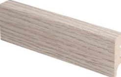 Jalkalista Maler Aava R2 16x42x2750mm MDF valkolakattu tammi