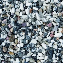 Koristekivi Benders Merikivi 8-16 mm 15 kg säkki mustavalkoinen