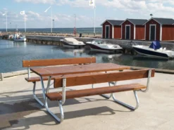 Piknik-pöytäryhmä Eden Wood Robust, 6-8 henkilölle, selkänojalla