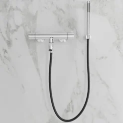 Suihkusetti Scandtap Pleasure 4 Classic, termostaattihanalla, juoksuputkella, kiiltävä teräs