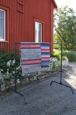 Tuuletusteline Varax 133 eri värejä