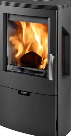 Valmistakka Thorma Wikantica 8 kW musta