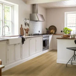 Vinyylilankku Pergo Namsen Pad Pro, integroitu alusmateriaali